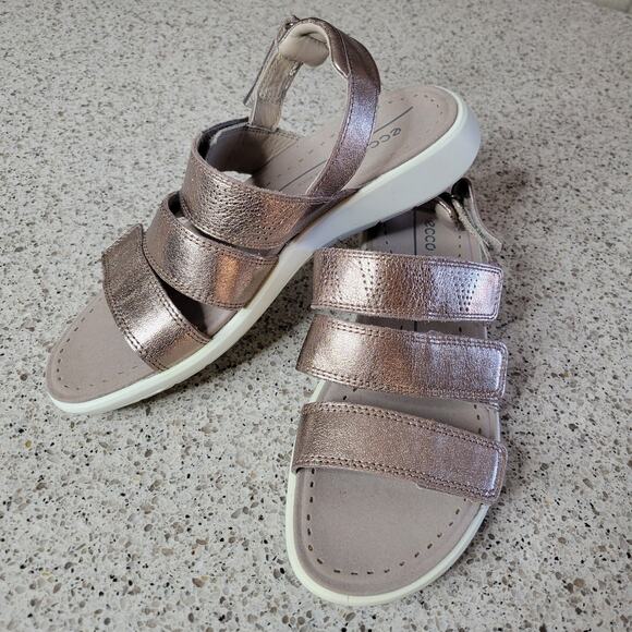 ECCO Soft 5 3-Strap 100% Leather Rose Gold Lightweight Womens Comfort Sandals✨️9 - Picture 1 of 12